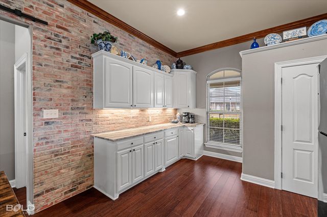 2481 Churchill Drive, Bossier City, LA 71111