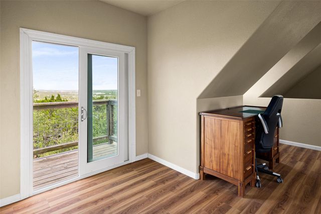 251 Seth HVN, Dripping Springs, TX 78620