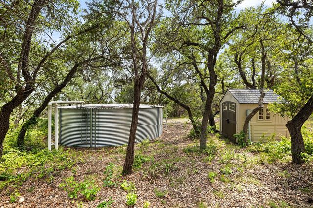 251 Seth HVN, Dripping Springs, TX 78620