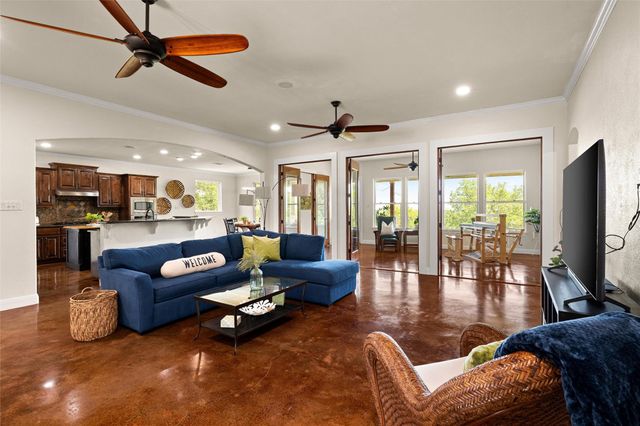 251 Seth HVN, Dripping Springs, TX 78620