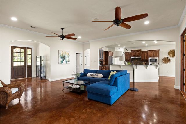 251 Seth HVN, Dripping Springs, TX 78620