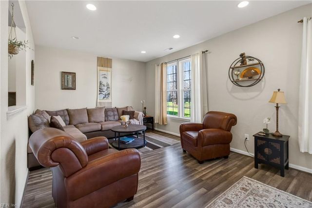 3753 Pear Orchard WAY, Suffolk, VA 23435