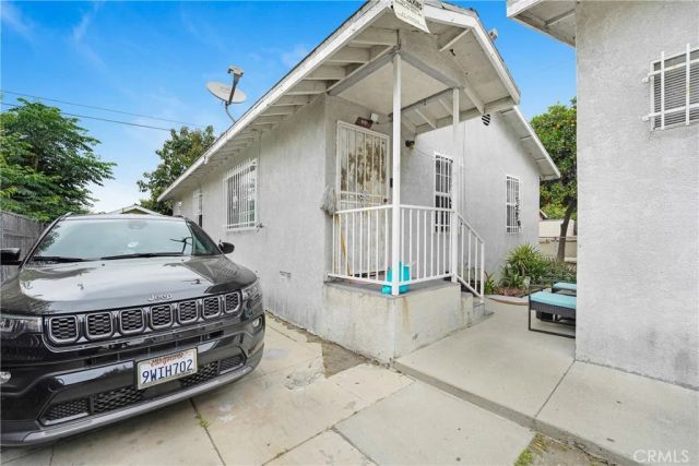 219 E 76th, Los Angeles, CA 90003