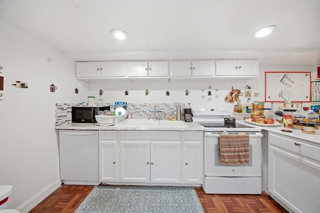 330 Lake St, Shrewsbury, MA 01545