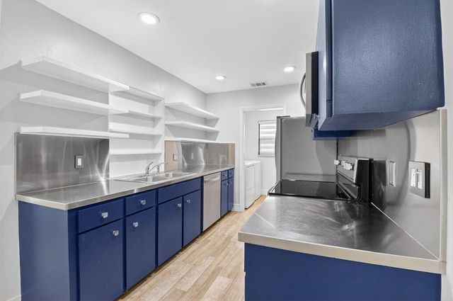 725 Heron Drive, Delray Beach, FL 33444
