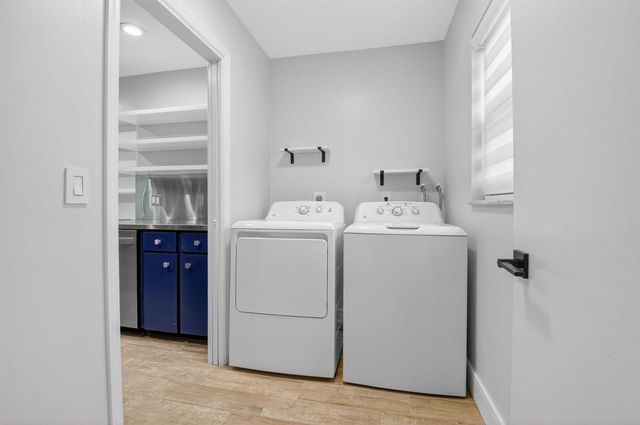 725 Heron Drive, Delray Beach, FL 33444