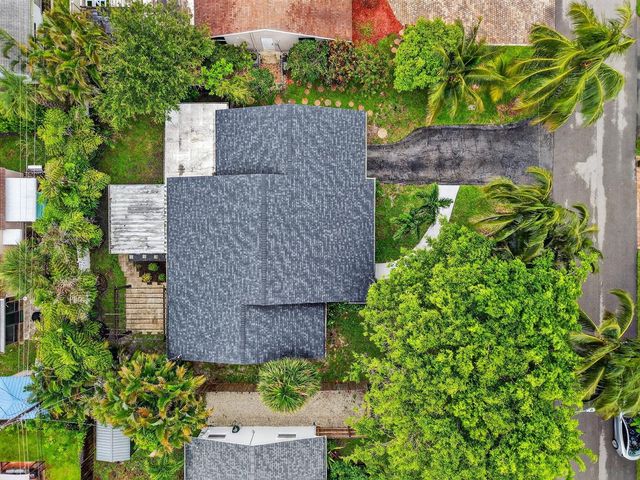 725 Heron Drive, Delray Beach, FL 33444