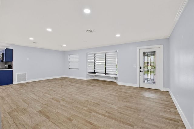 725 Heron Drive, Delray Beach, FL 33444