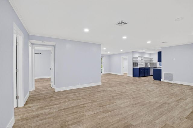 725 Heron Drive, Delray Beach, FL 33444