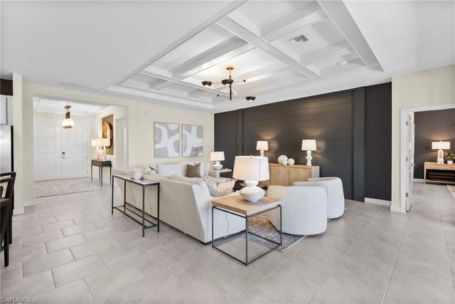 1579 Double Eagle TRL, Naples, FL 34120