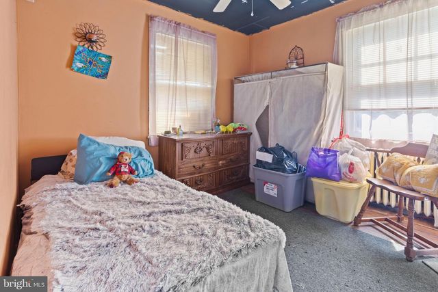 1427 ELMWOOD AVE, Sharon Hill, PA 19079