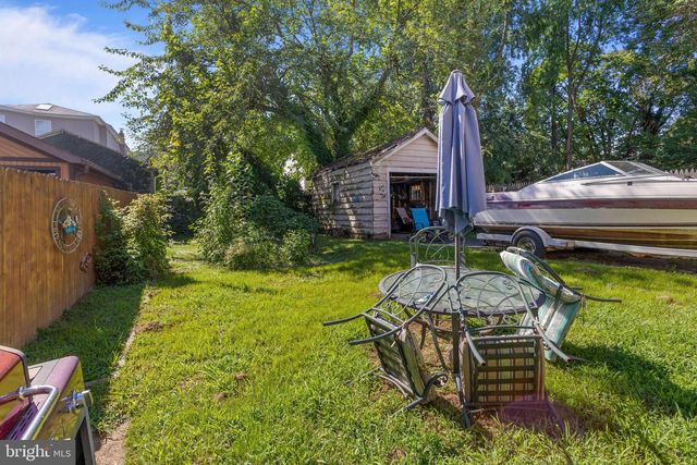 1427 ELMWOOD AVE, Sharon Hill, PA 19079