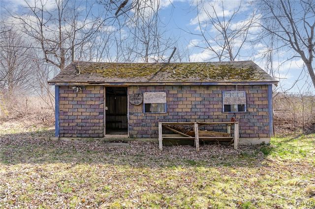 1819 East Lake Road, Spafford, NY 13152