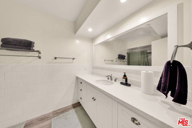 15248 Dickens Street 103, Sherman Oaks, CA 91403