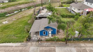 5015 Falls Street, Houston, TX 77026
