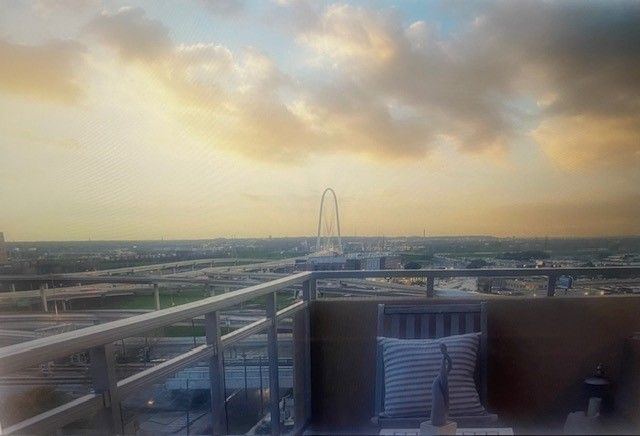 2200 Victory Avenue 805, Dallas, TX 75219