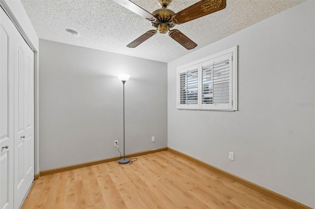 8806 OAK CIRCLE, Tampa, FL 33615