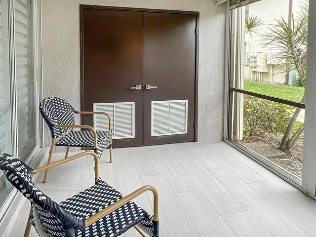 7665 Tahiti Lane 102, Lake Worth, FL 33467