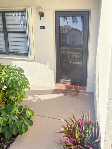 7665 Tahiti Lane 102, Lake Worth, FL 33467