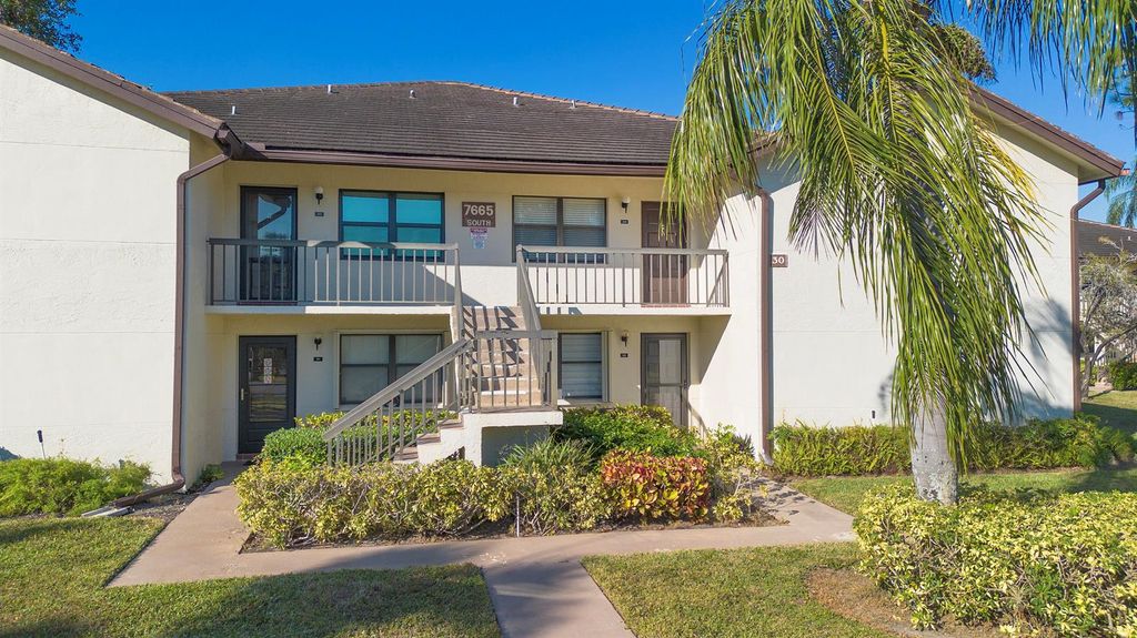 7665 Tahiti Lane 102, Lake Worth, FL 33467