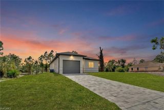 724 Lamar ST E, Lehigh Acres, FL 33974