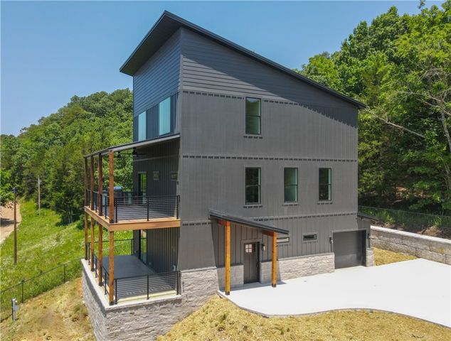 2580 County Road 148, Eureka Springs, AR 72632