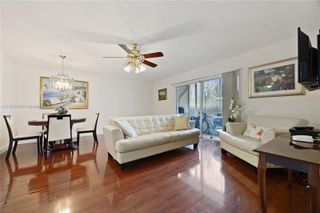 8260 SW 24th St 6110, North Lauderdale, FL 33068