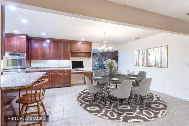 1939 Cameo Court, Redding, CA 96002