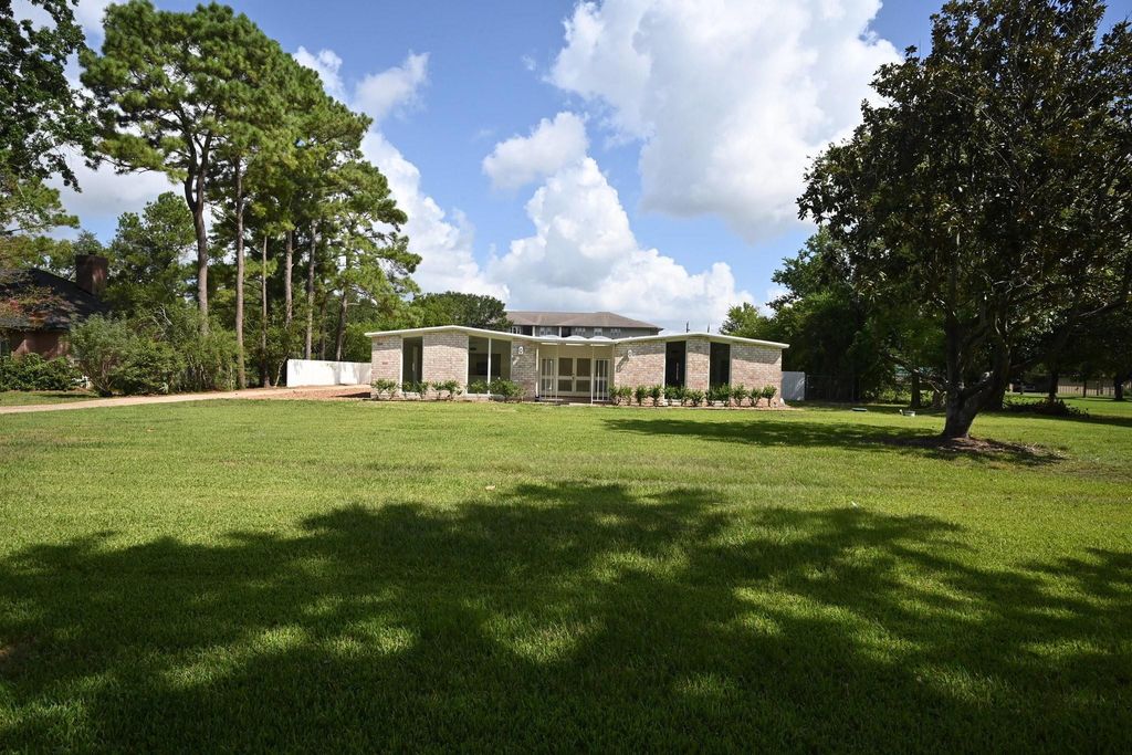 14420 Westway Lane, Houston, TX 77077