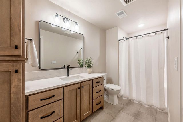 3476 QUAILWOOD TRAIL, Green Bay, WI 54311