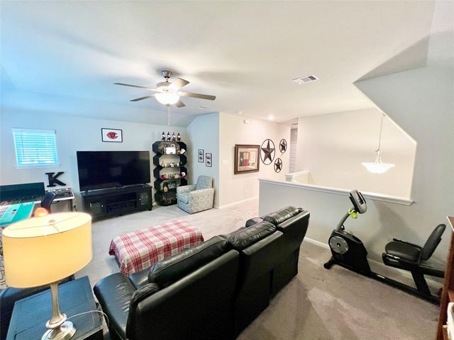 10013 Hermann Trace, Texas City, TX 77591