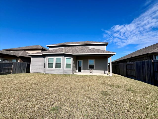 10013 Hermann Trace, Texas City, TX 77591