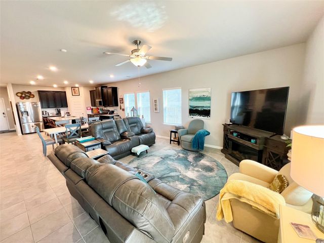 10013 Hermann Trace, Texas City, TX 77591