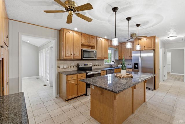 7092 Stage Coach Road, Nathalie, VA 24577