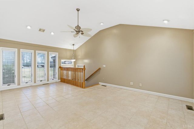 7092 Stage Coach Road, Nathalie, VA 24577