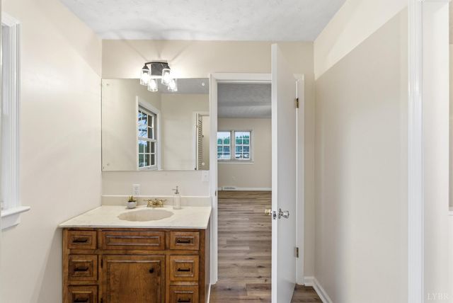 7092 Stage Coach Road, Nathalie, VA 24577