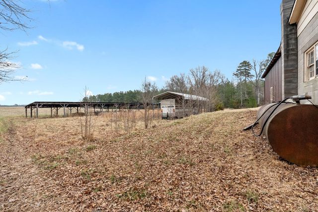 7092 Stage Coach Road, Nathalie, VA 24577