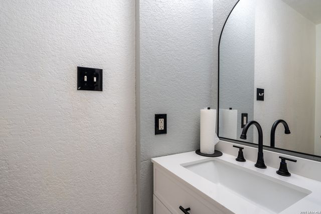 7431 Cedar Farm, San Antonio, TX 78239