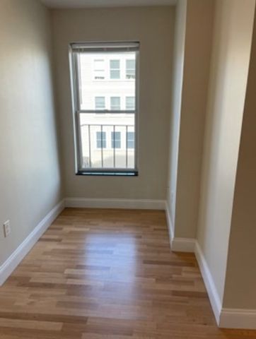 338 W Broadway 1, Boston, MA 02127