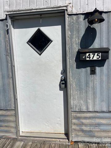 475 E Court Street, Marion, NC 28752