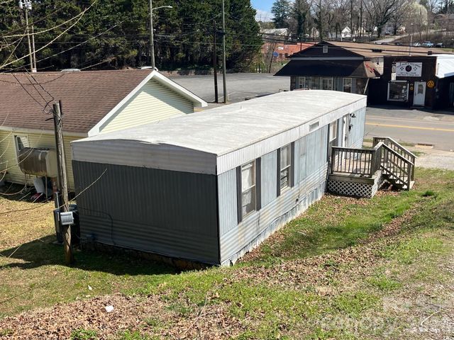 475 E Court Street, Marion, NC 28752