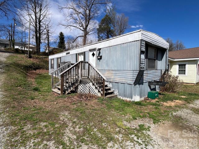 475 E Court Street, Marion, NC 28752