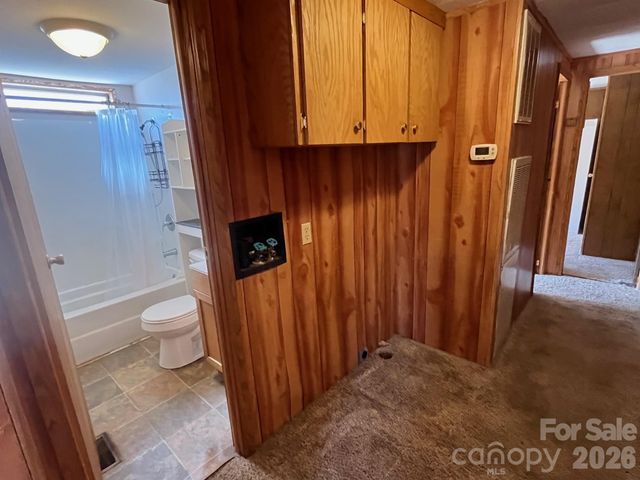 475 E Court Street, Marion, NC 28752