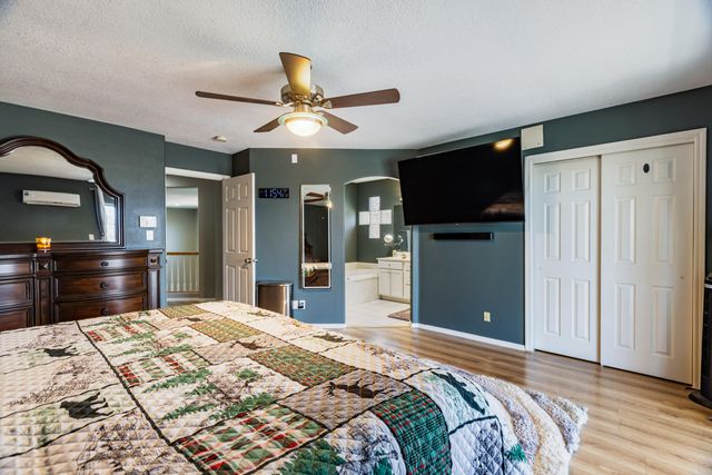 5801 Tres Vistas Court NW, Albuquerque, NM 87120