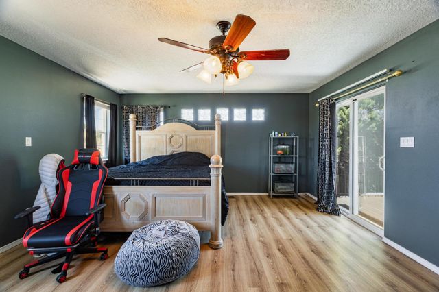 5801 Tres Vistas Court NW, Albuquerque, NM 87120
