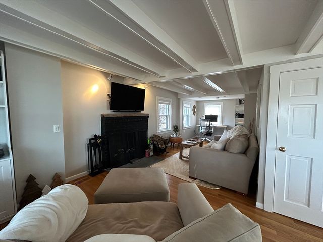 23 Nonantum Rd -, Marblehead, MA 01945