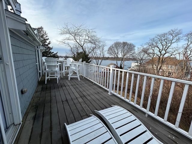 23 Nonantum Rd -, Marblehead, MA 01945