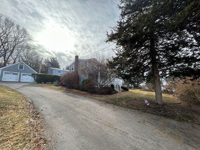 23 Nonantum Rd -, Marblehead, MA 01945