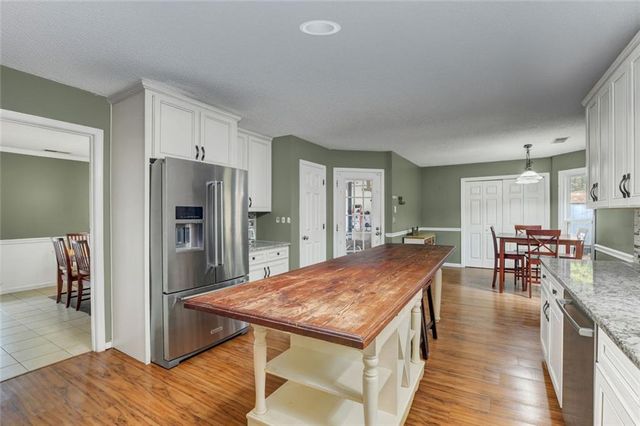 2610 Loring NW Road, Kennesaw, GA 30152