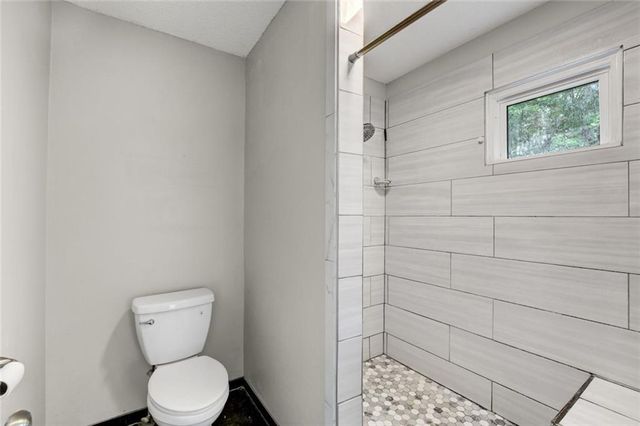 2610 Loring NW Road, Kennesaw, GA 30152